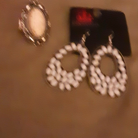 Paparazzi earring and ring